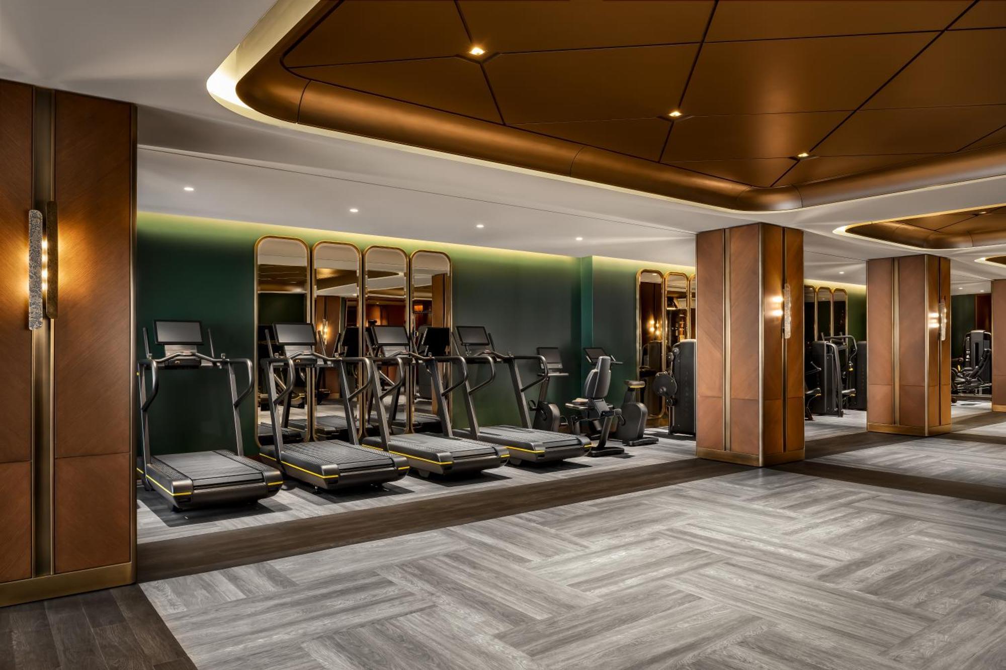 Fairmont Royal York Hotel Toronto Exterior foto The gym at The Hari